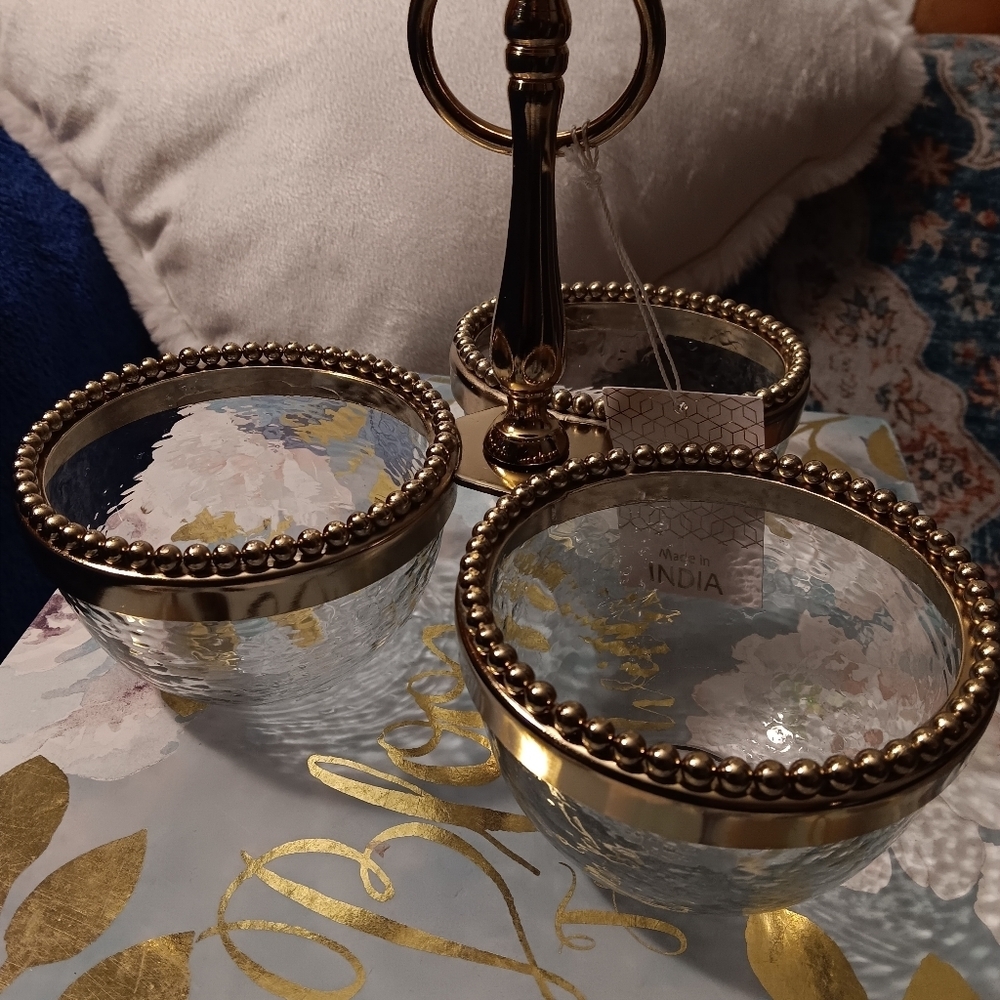 Elegant Gold and Glass Serving Stand - Picture 4 of 5